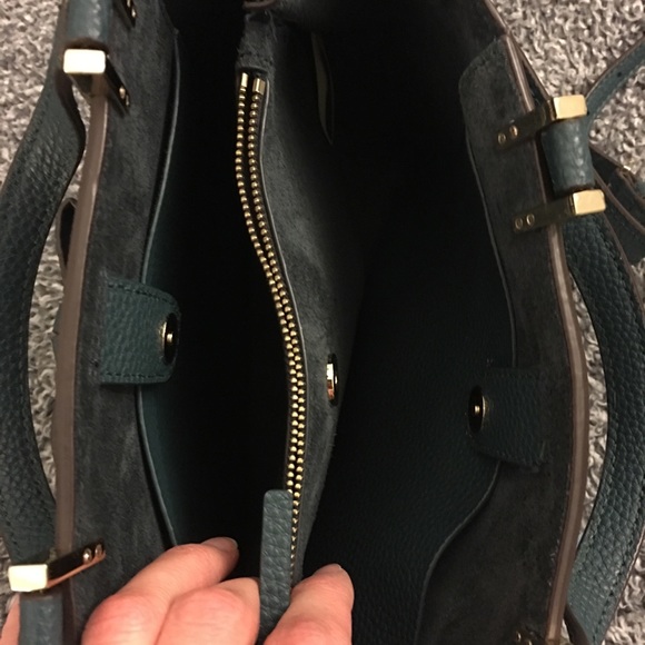 Extra pics of green Kate Spade bag (LIKE NEW)! - Picture 2 of 8